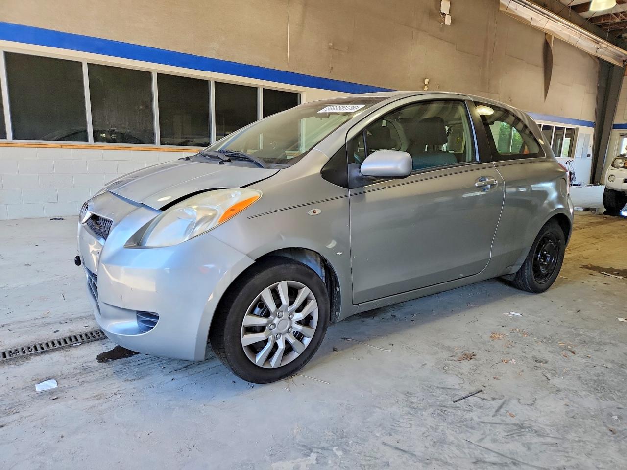 Salvage Toyota Yaris Image