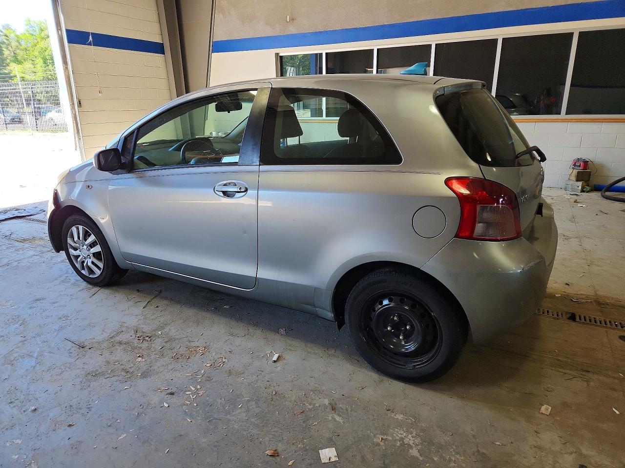 Toyota Yaris Base