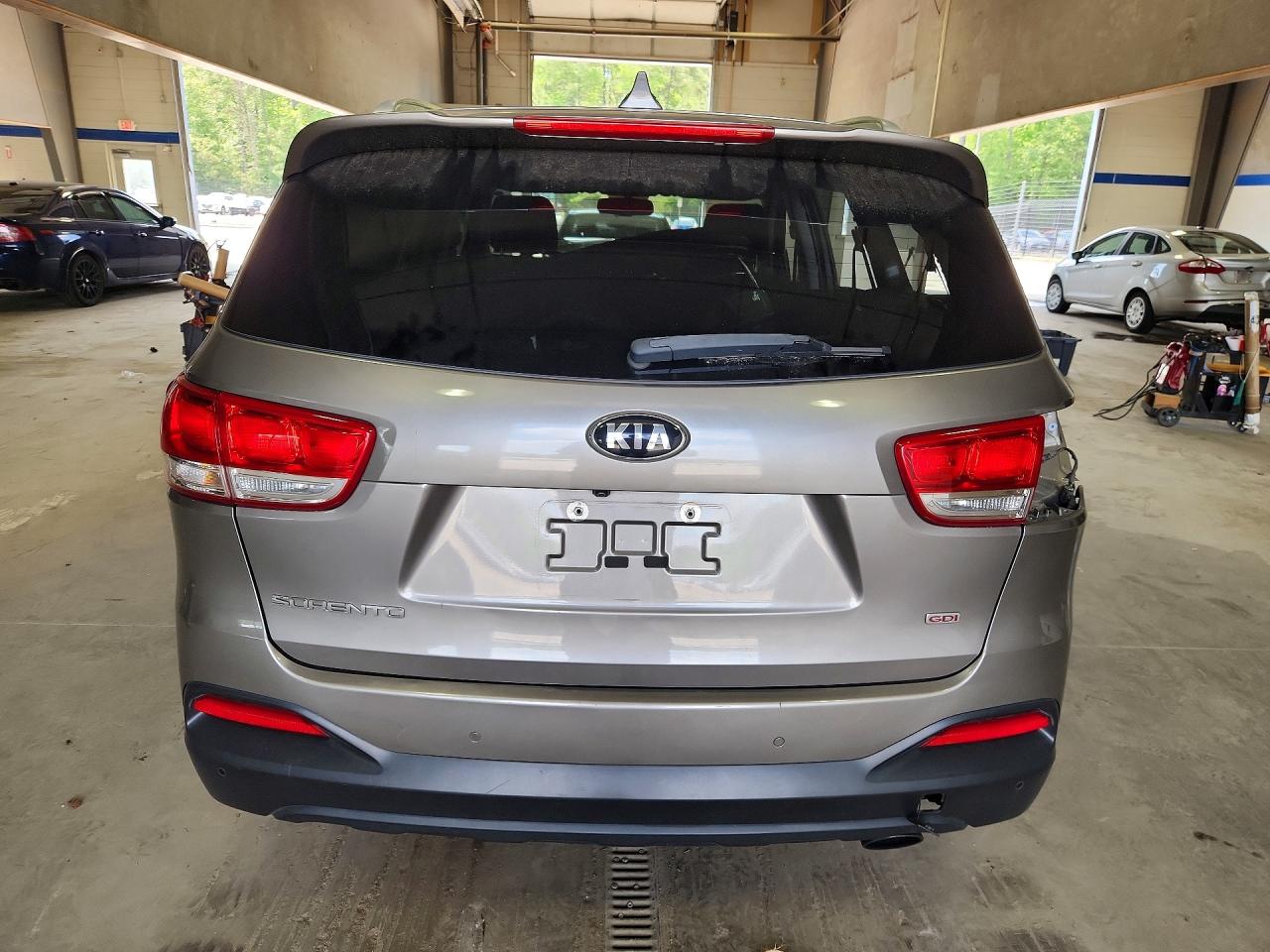 Kia Sorento Lx