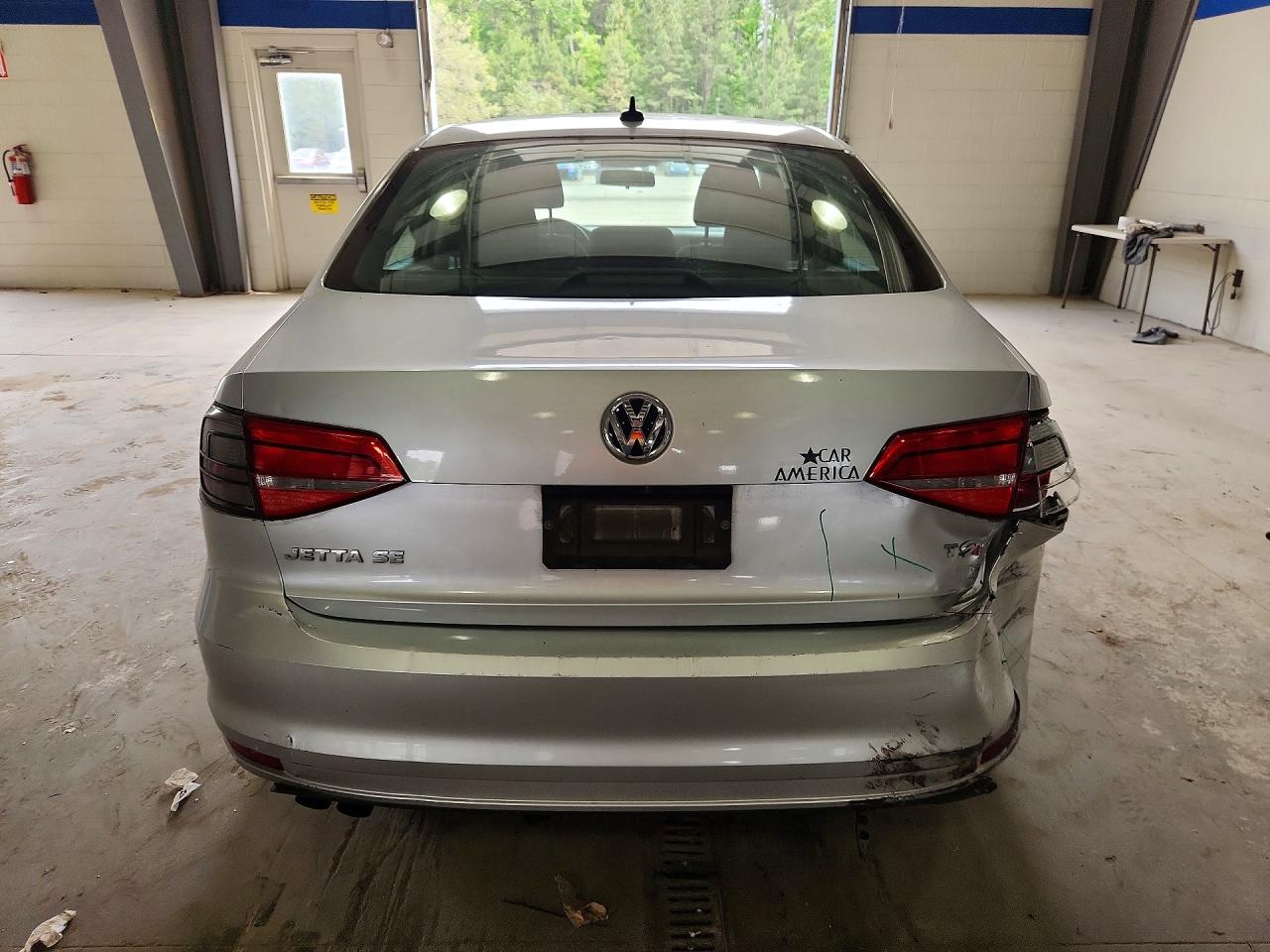 Volkswagen Jetta Se