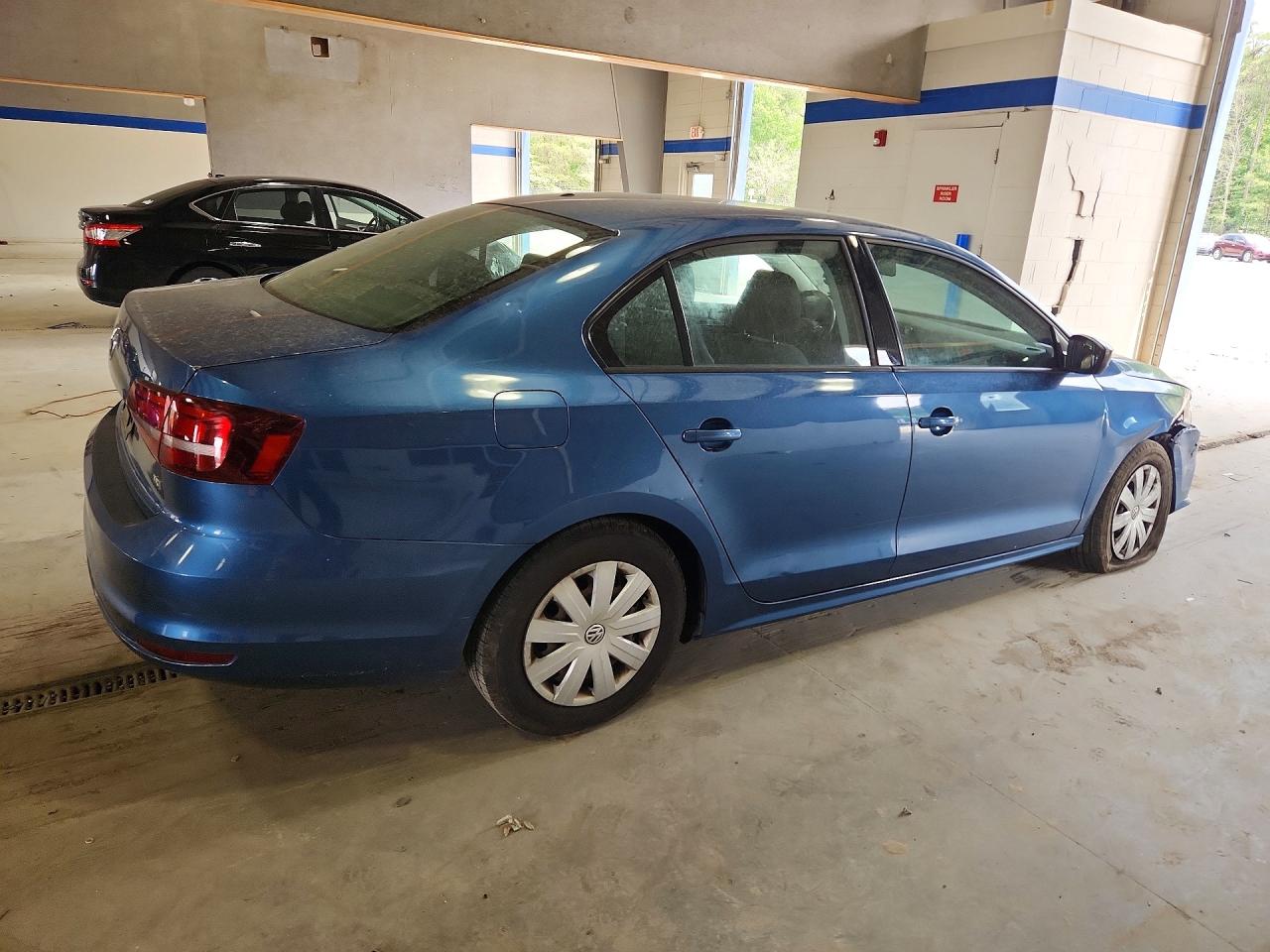 Volkswagen Jetta S