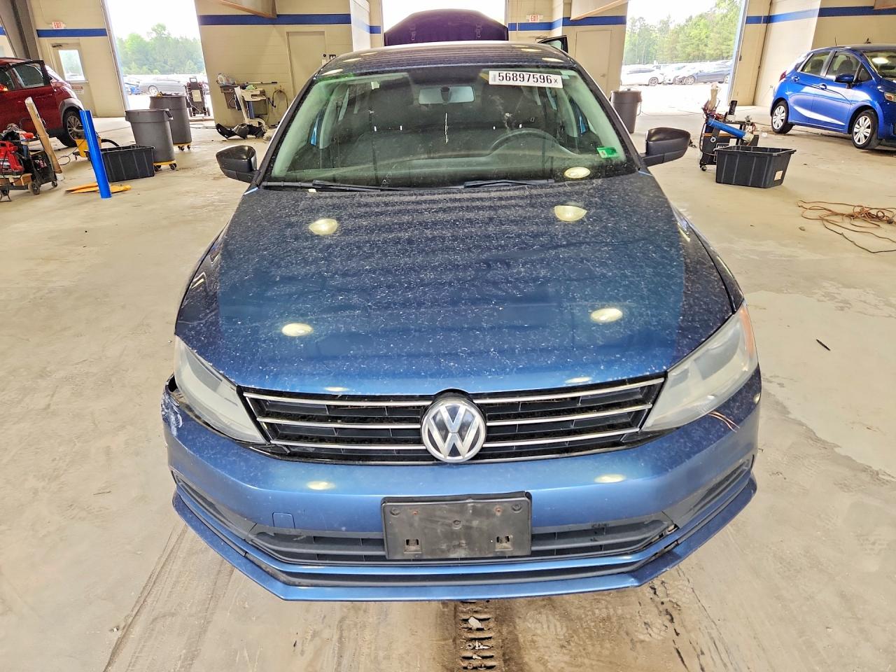Volkswagen Jetta S