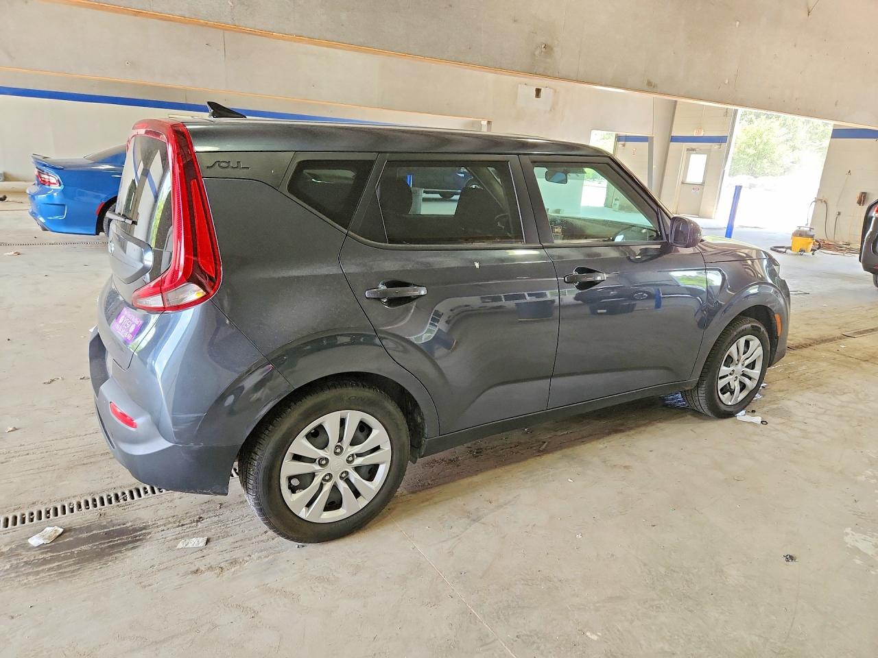 Kia Soul Lx