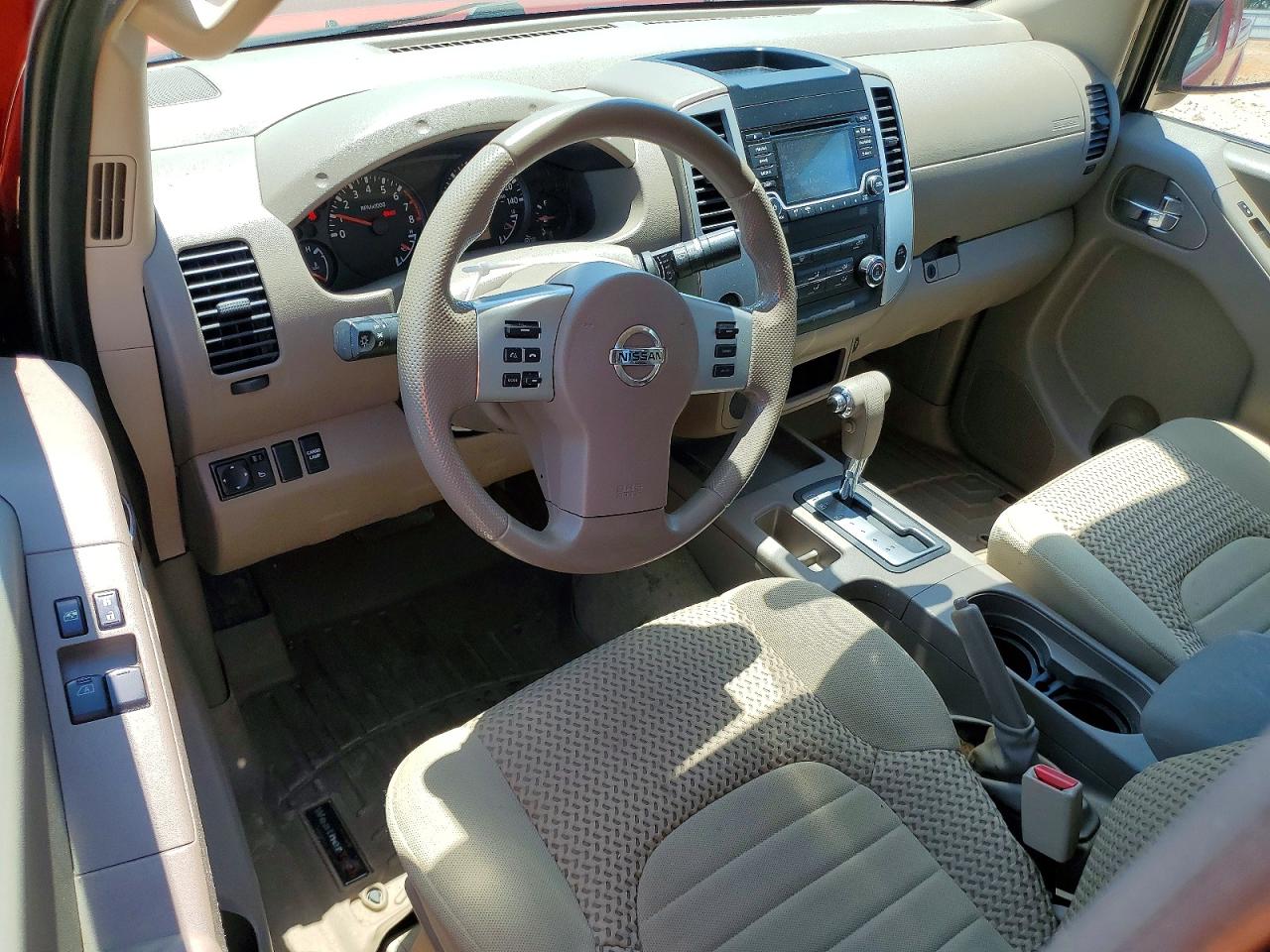 Nissan Frontier Sv