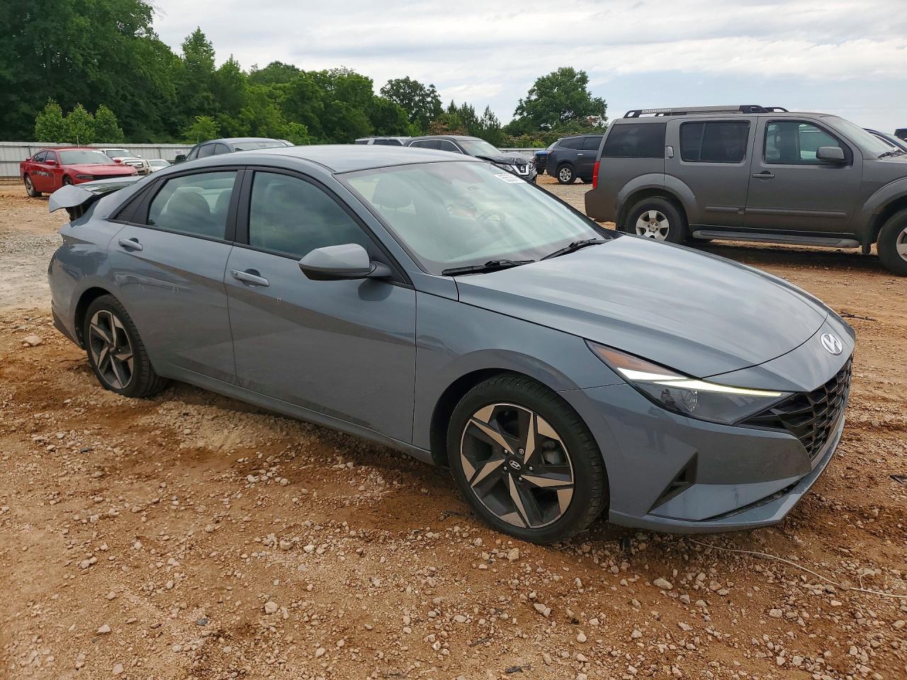 Hyundai ELANTRA Sel