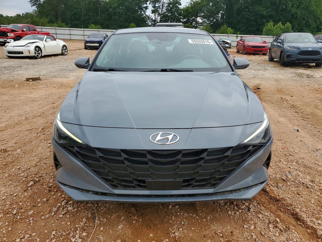 Hyundai ELANTRA Sel