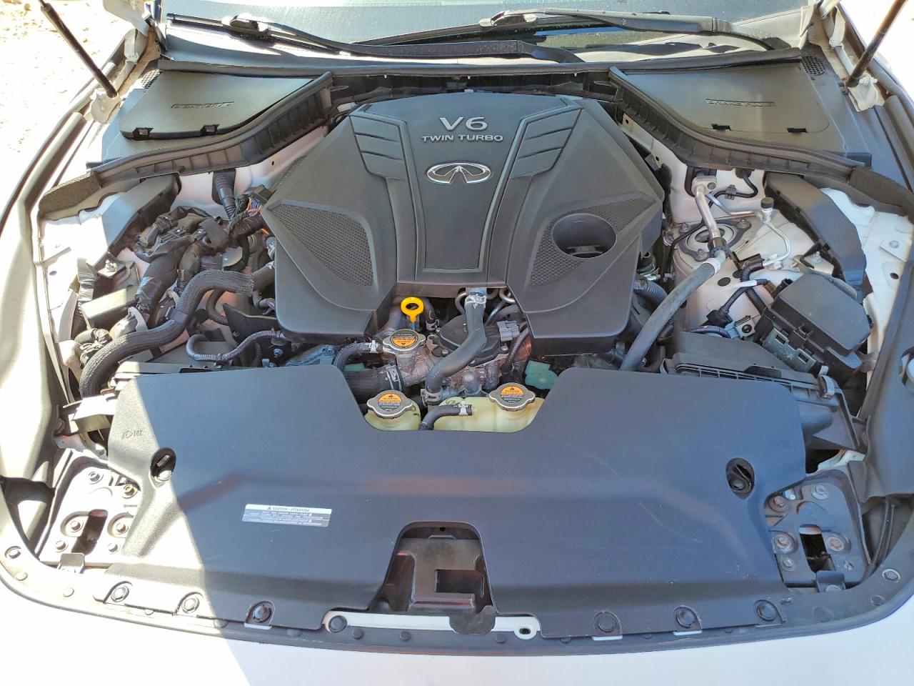 INFINITI Q60 Red Sport 400