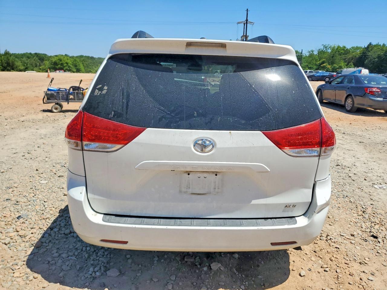 Toyota Sienna Xle 8-passenger