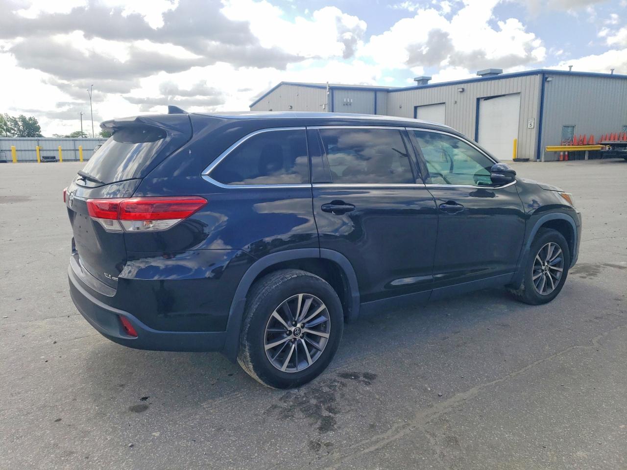 Toyota Highlander Xle