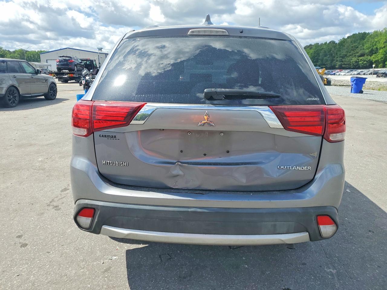 Mitsubishi Outlander Se