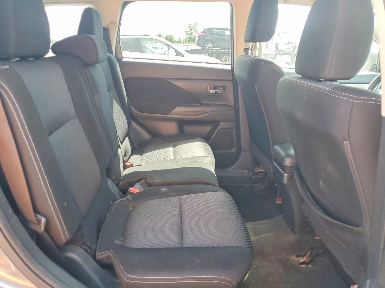 Mitsubishi Outlander Se