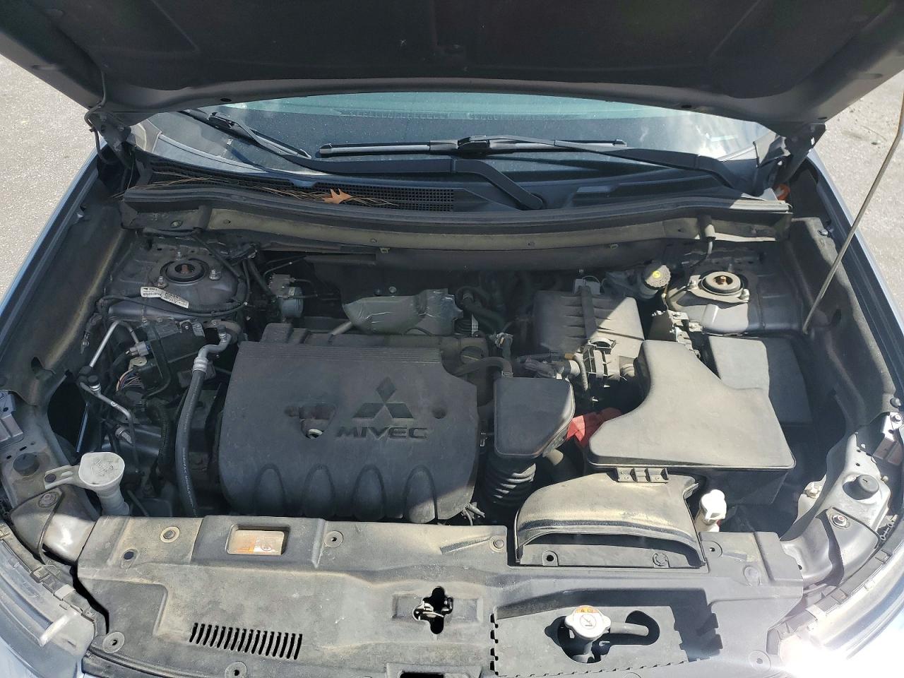 Mitsubishi Outlander Se