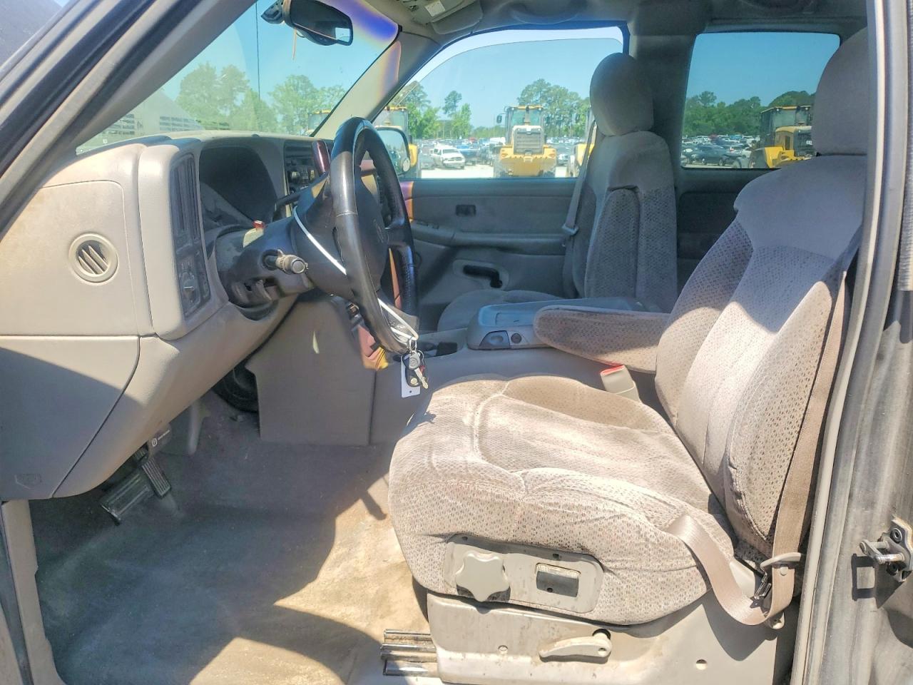 Chevrolet Silverado C1500