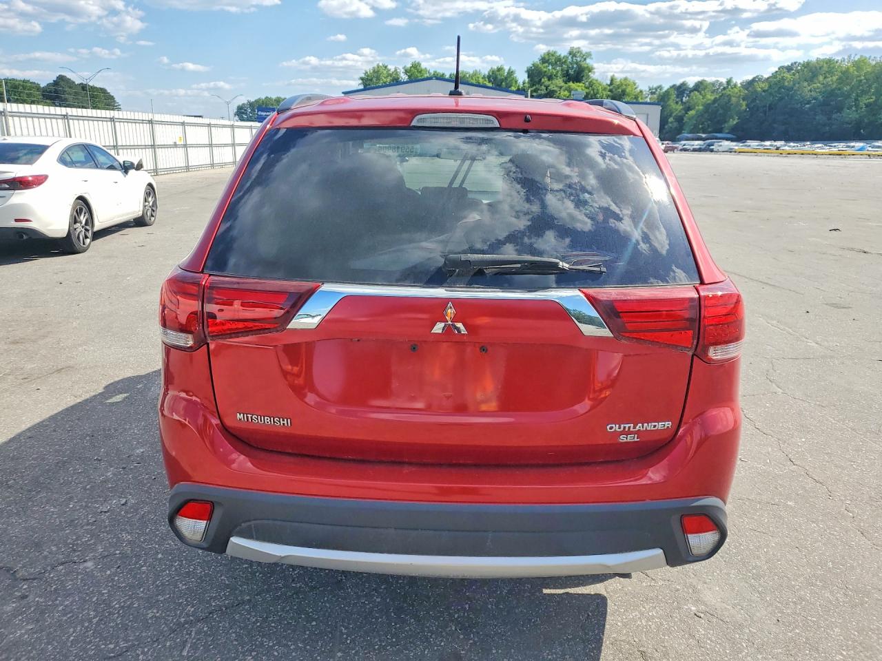 Mitsubishi Outlander Se