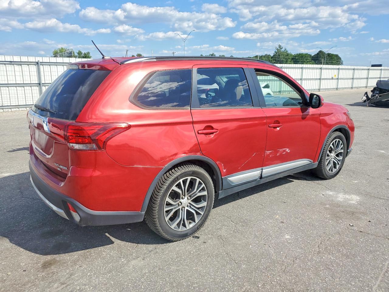 Mitsubishi Outlander Se
