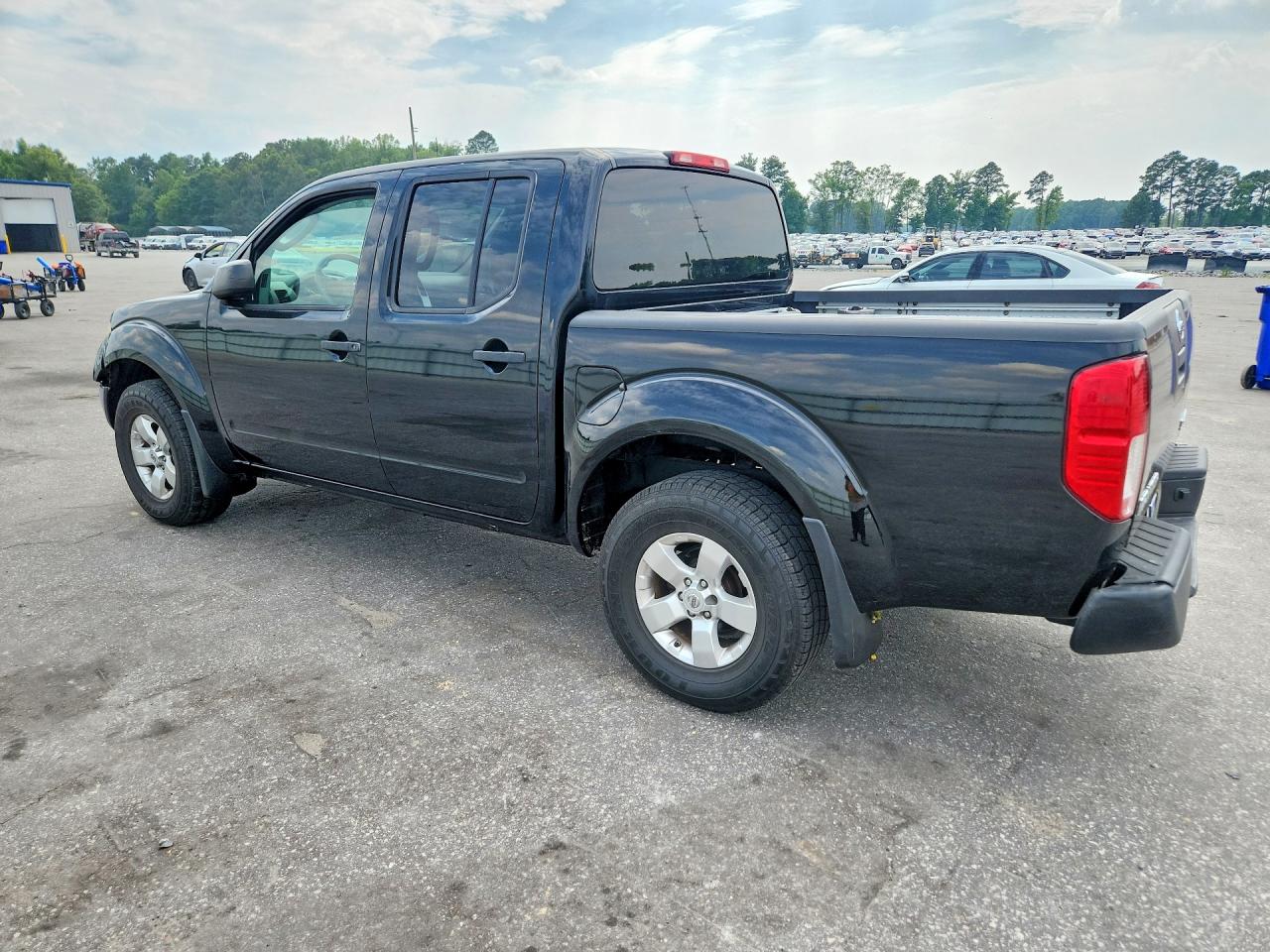 Nissan Frontier S