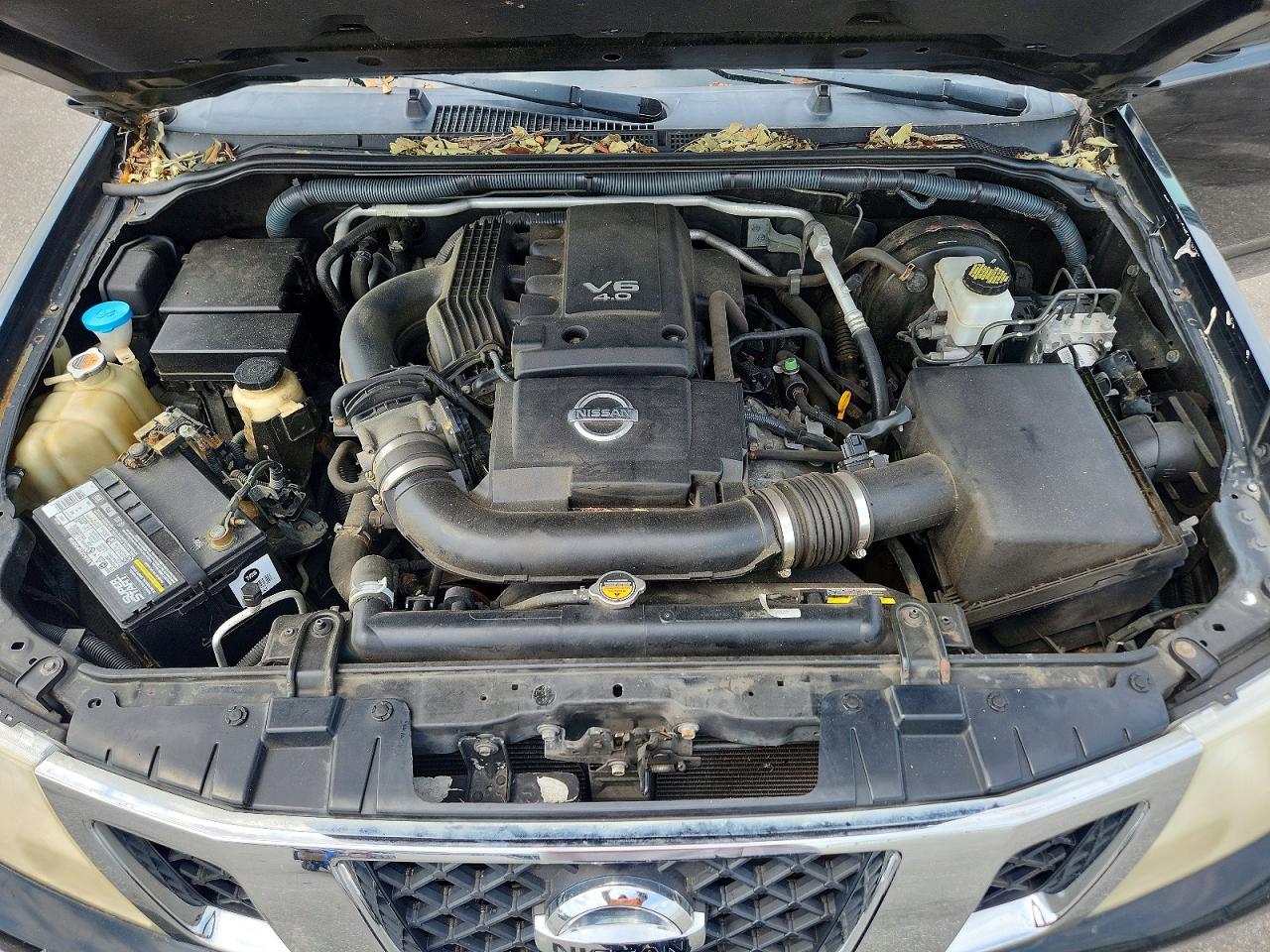 Nissan Frontier S