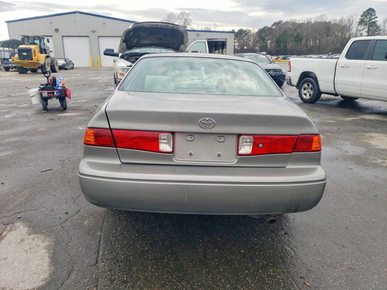 Toyota Camry Ce
