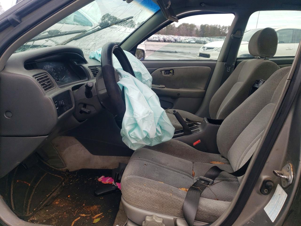 Toyota Camry Ce