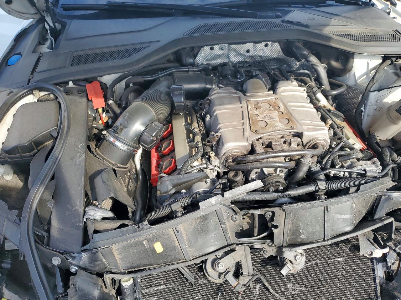 Audi A8 L Quattro