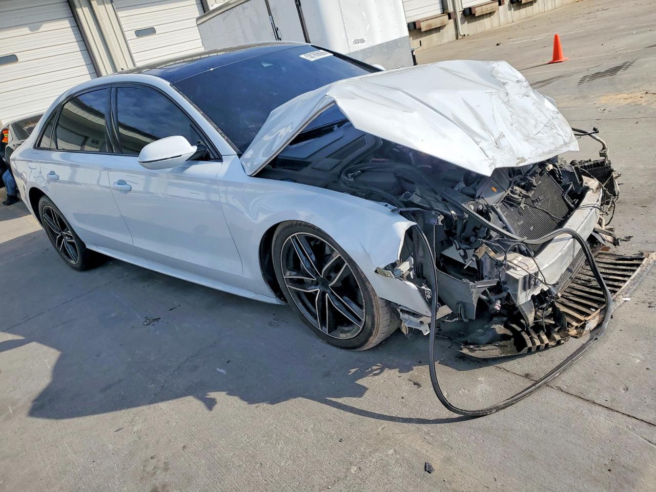 Audi A8 L Quattro