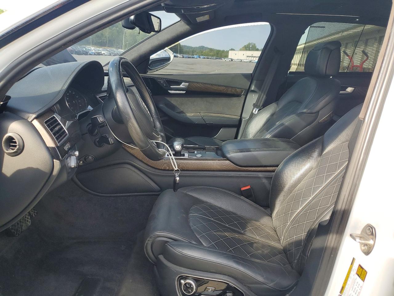 Audi A8 L Quattro
