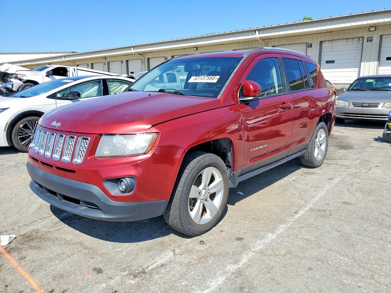 Salvage Jeep Compass Image