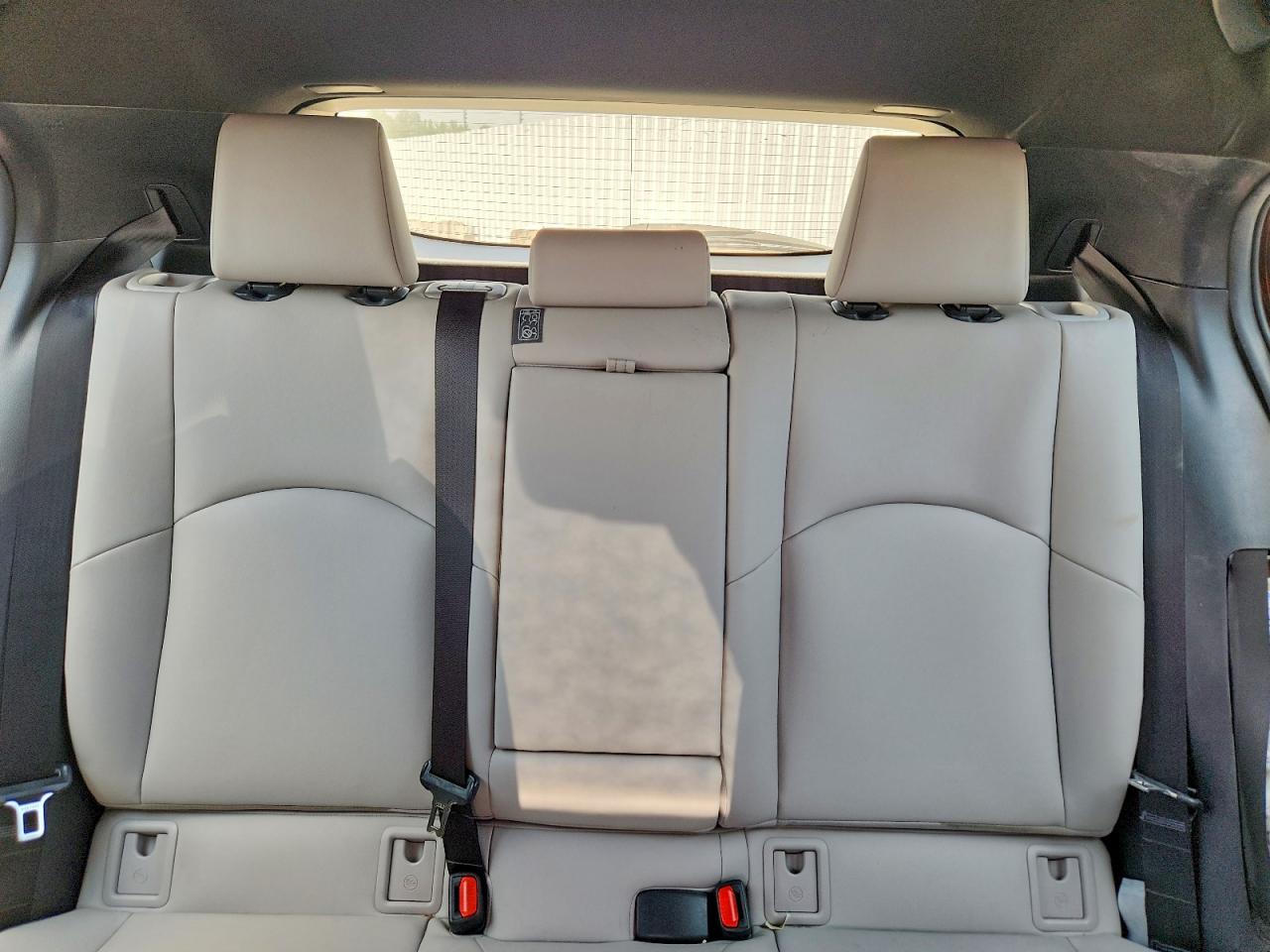Lexus Ux Base