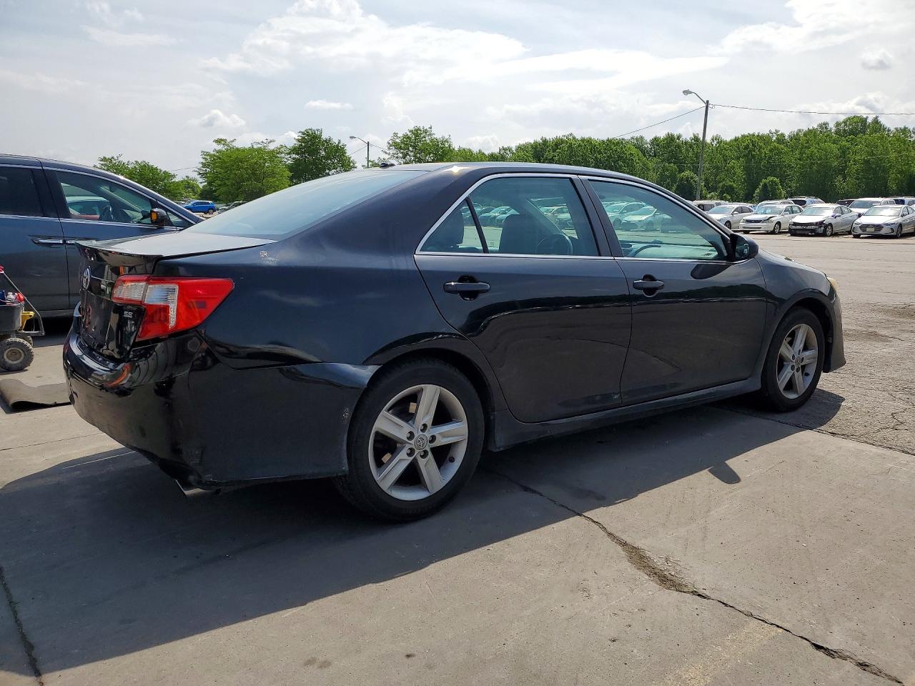 Toyota Camry Se