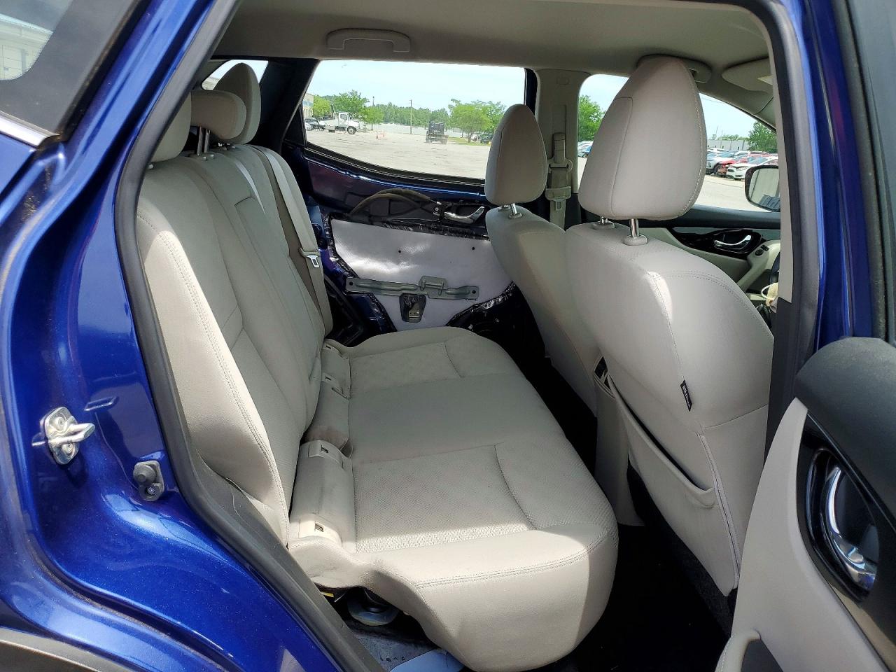 Nissan Rogue Sv
