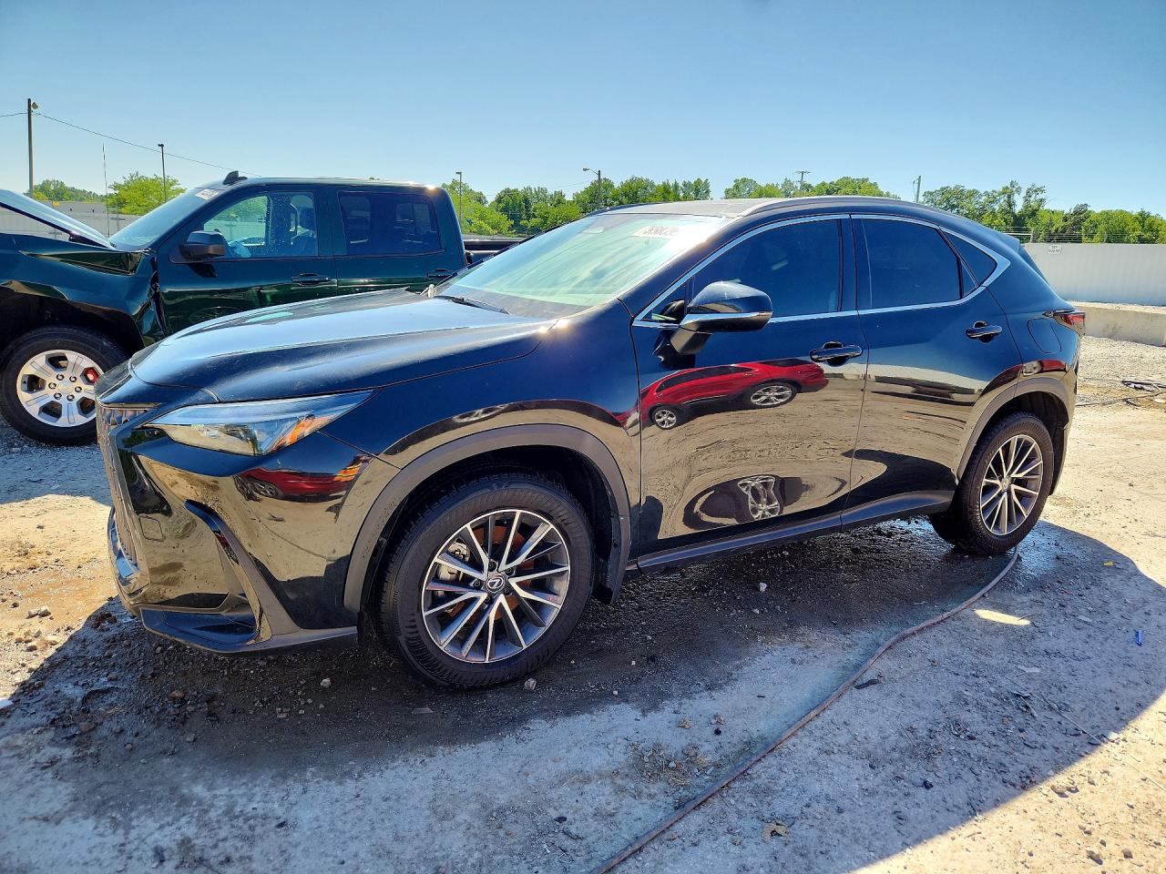 Salvage Lexus NX Image