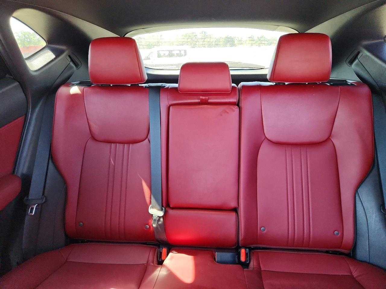 Lexus NX Base