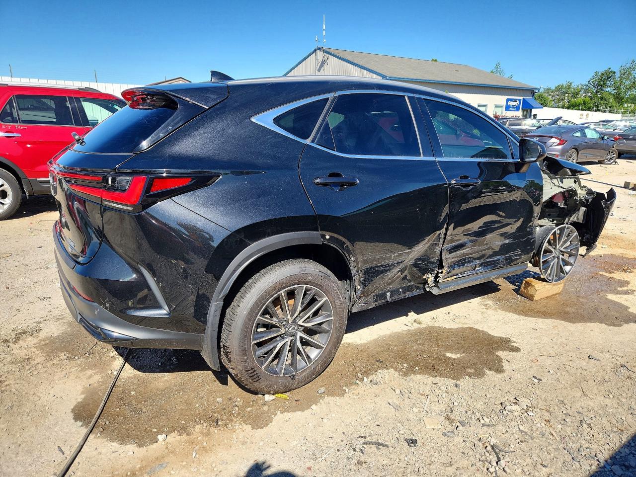 Lexus NX Base