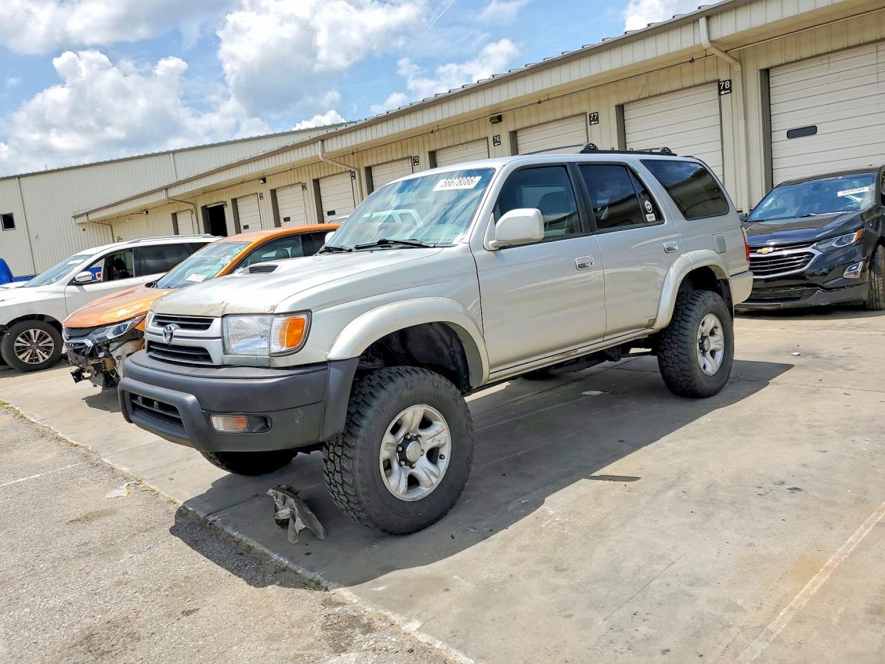 Salvage Toyota 4Runner Image