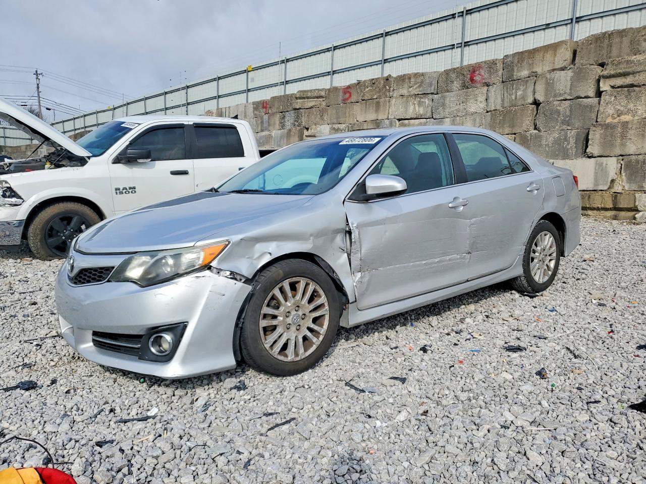 Salvage Toyota Camry Image