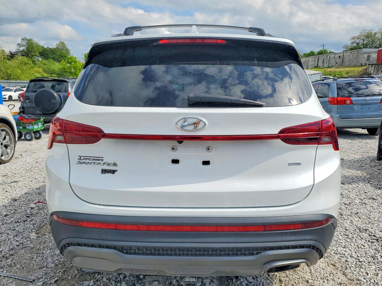 Hyundai SANTA FE
