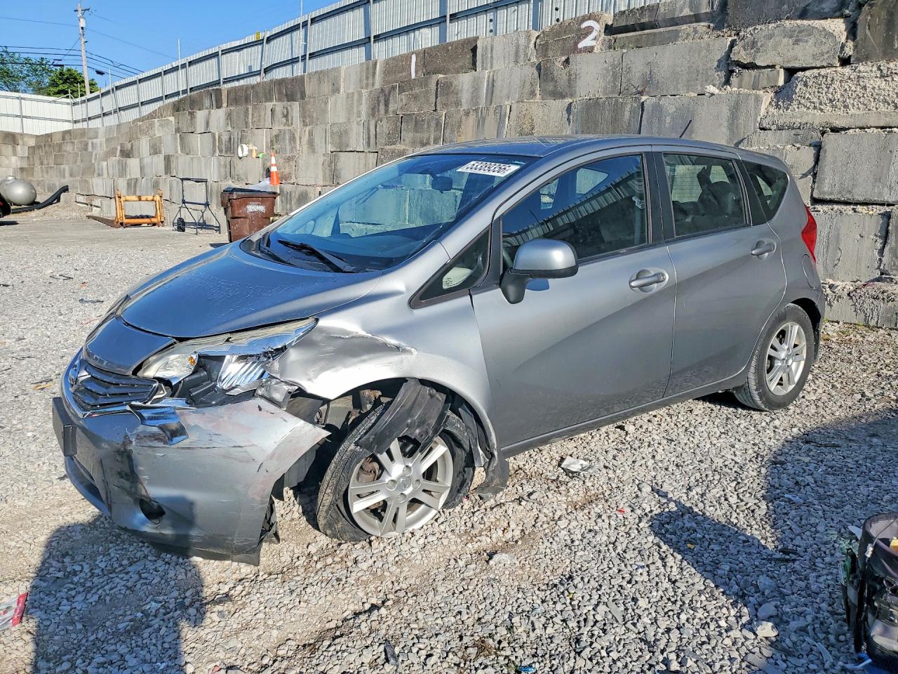 Salvage Nissan Versa Image
