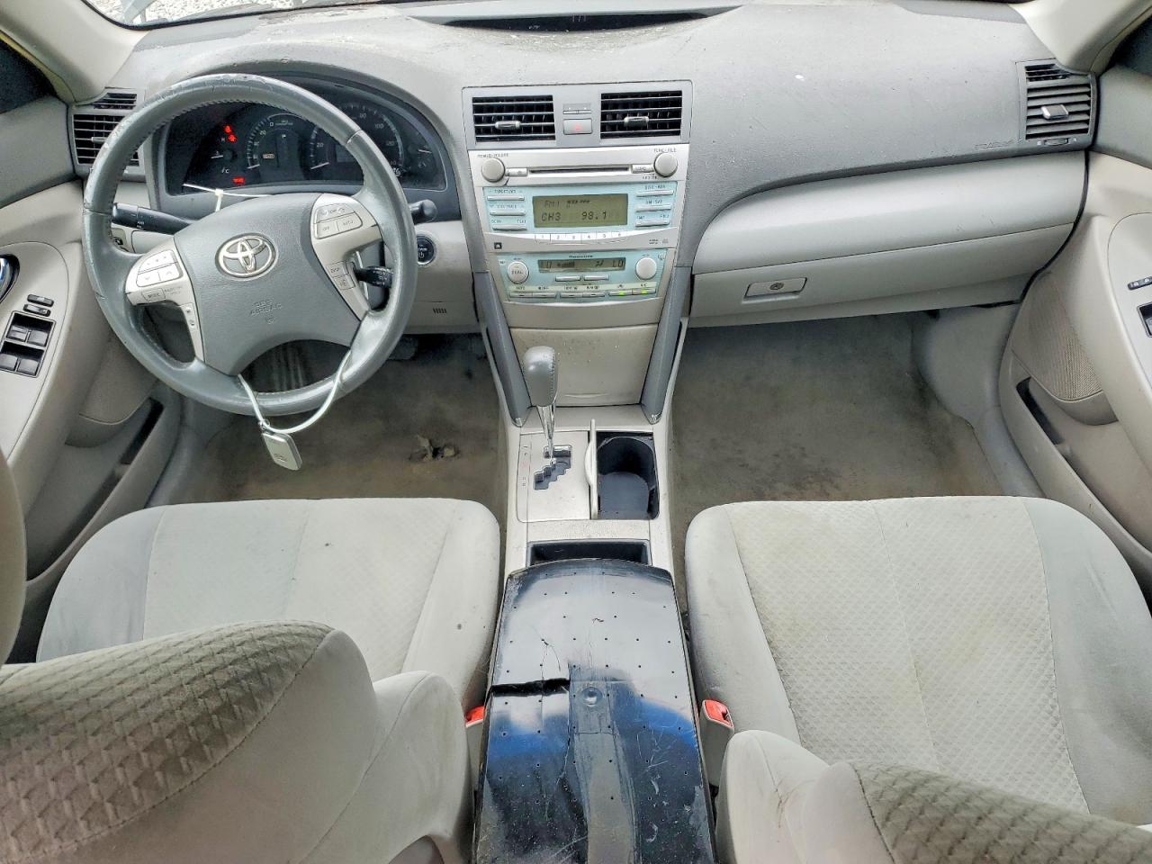 Toyota Camry Hybrid