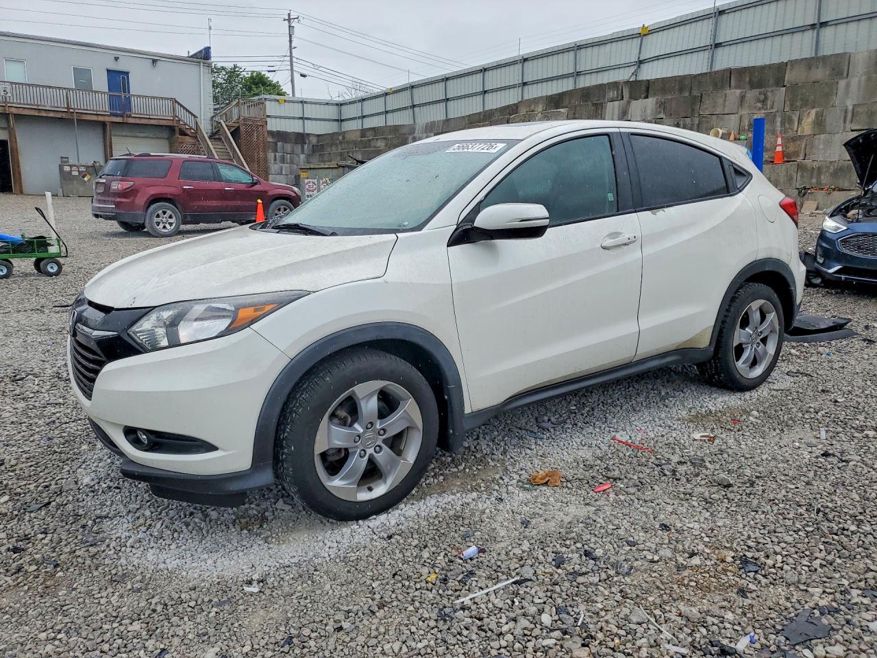Salvage Honda HR-V Image
