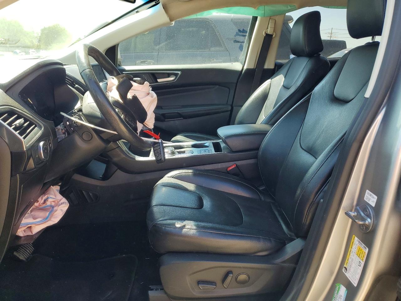 Ford Edge Titanium
