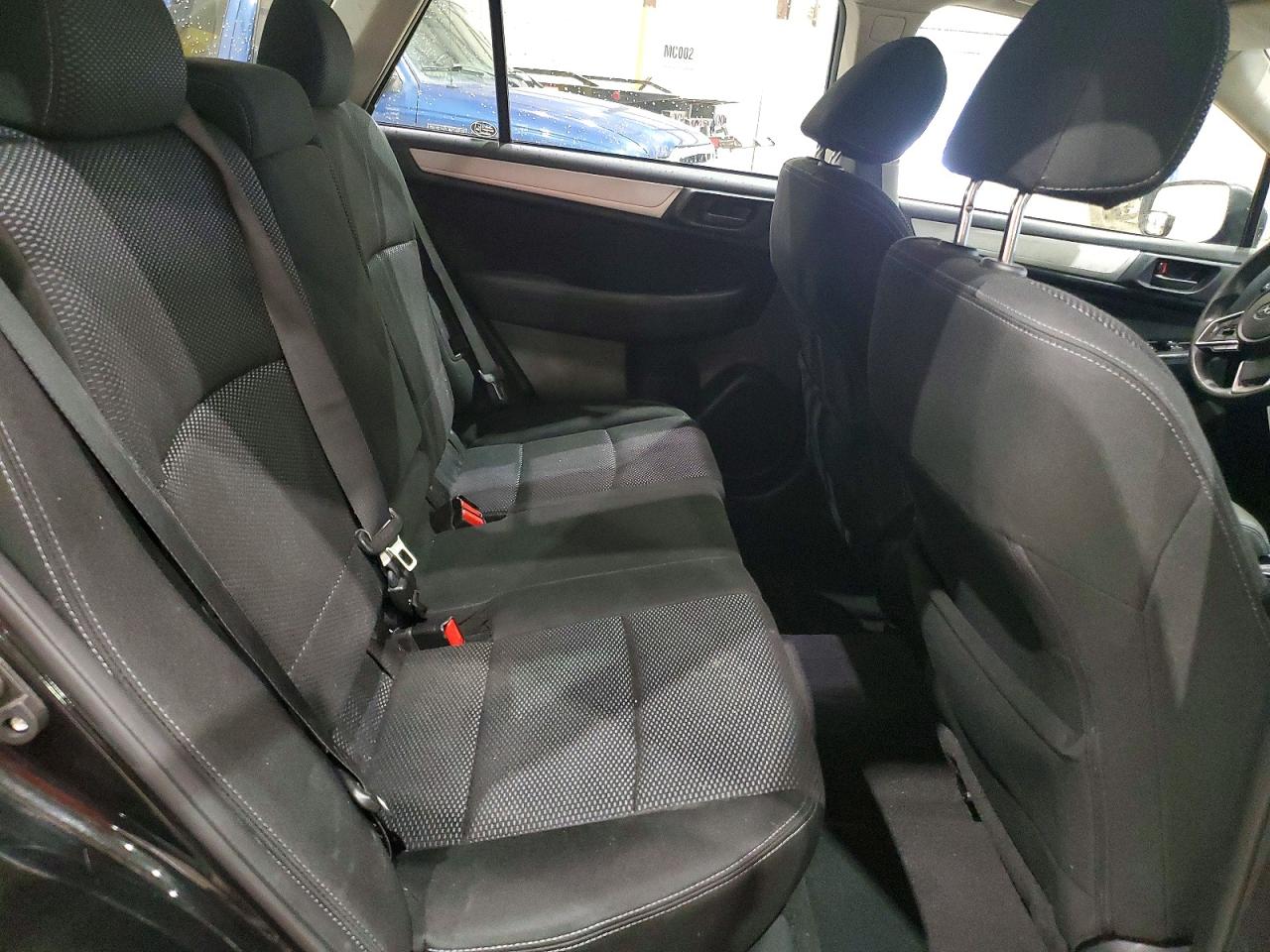 Subaru Outback 2.5i