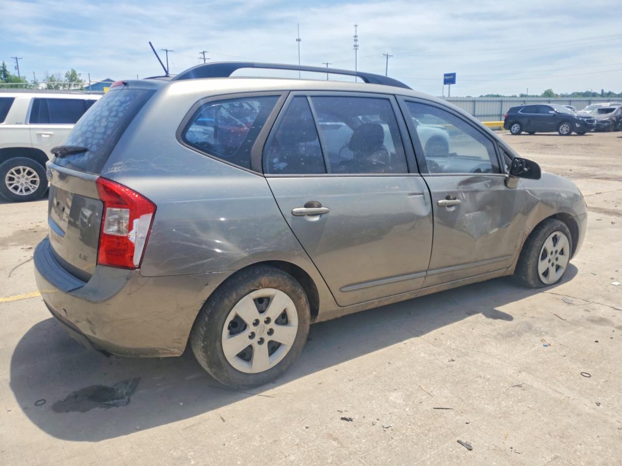 Kia Rondo Base
