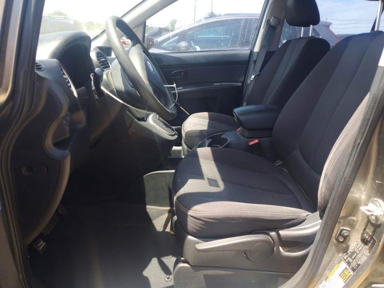 Kia Rondo Base