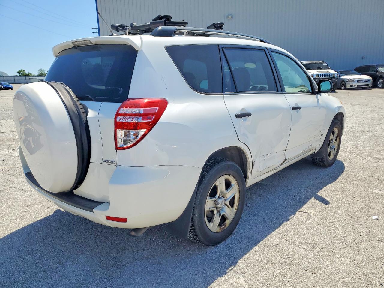 Toyota RAV4 Base
