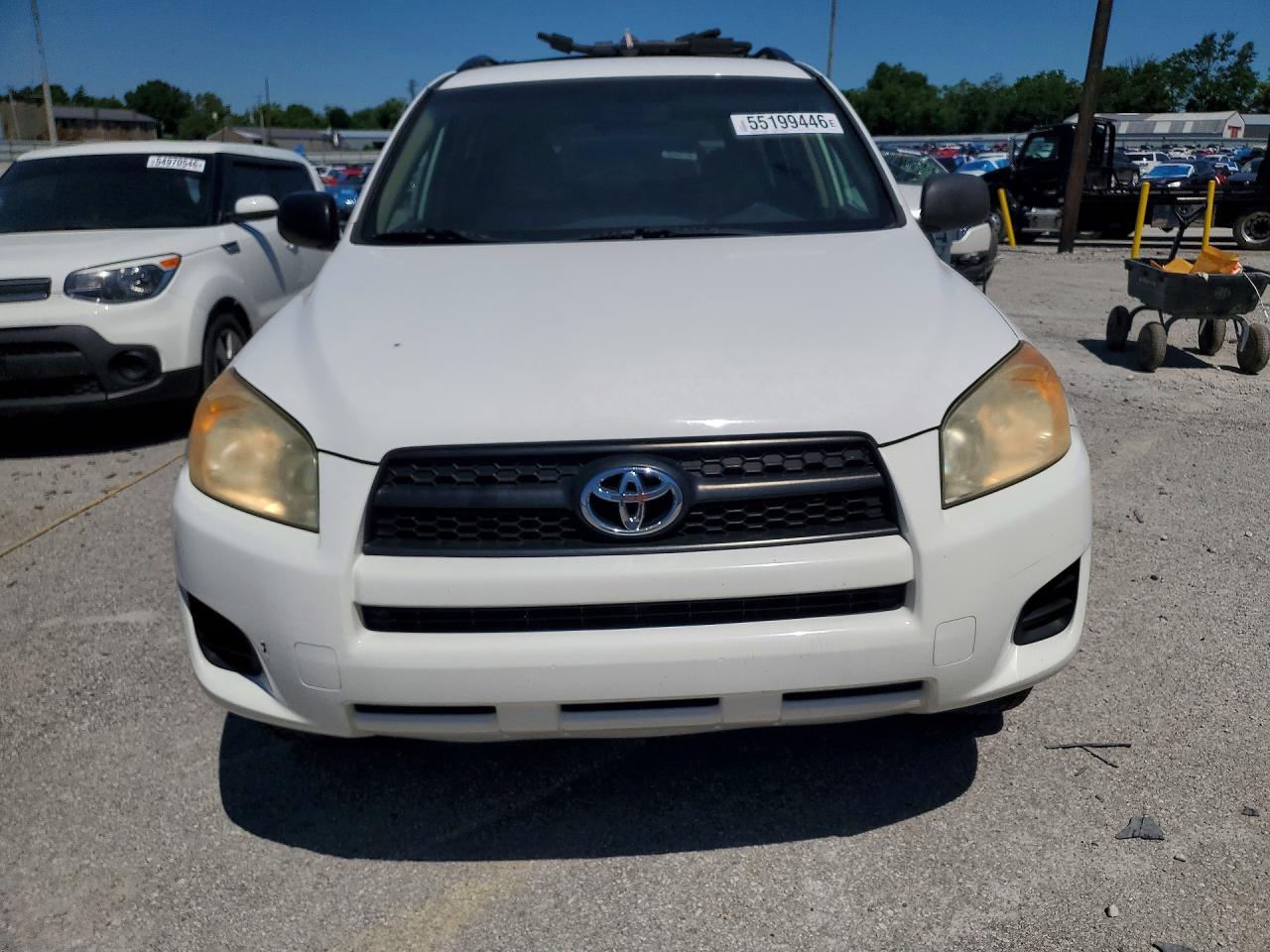 Toyota RAV4 Base