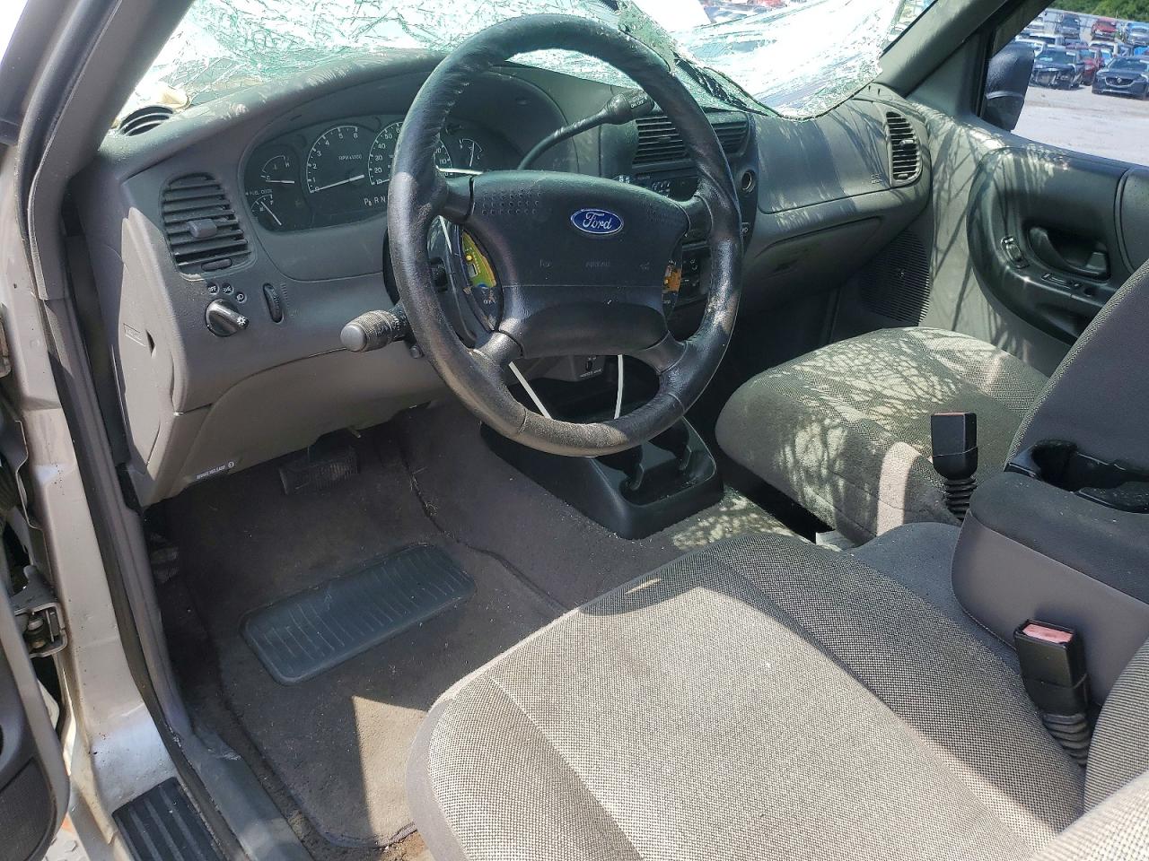 Ford Ranger Super Cab