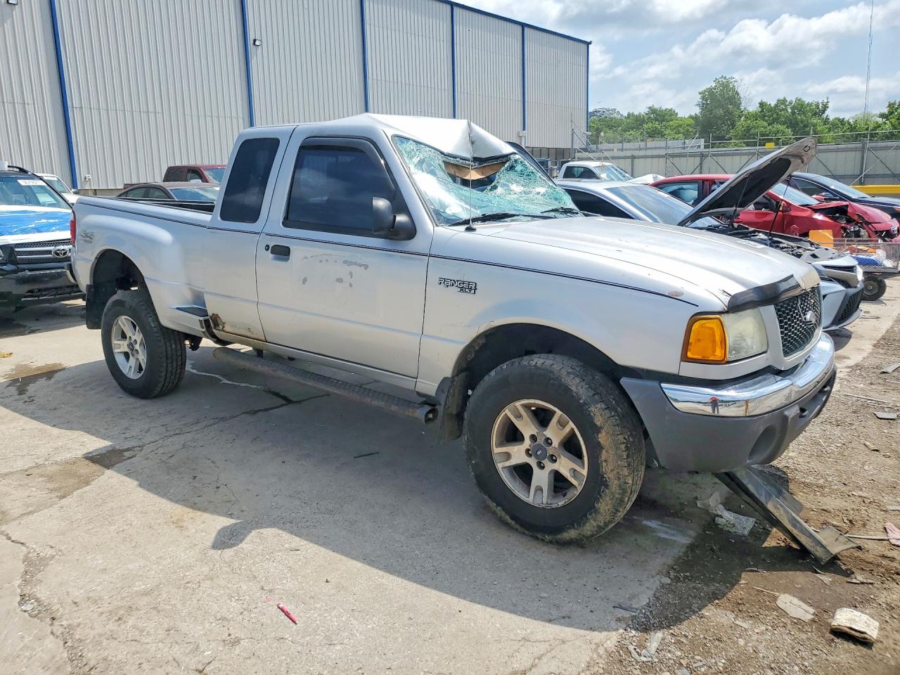 Ford Ranger Super Cab