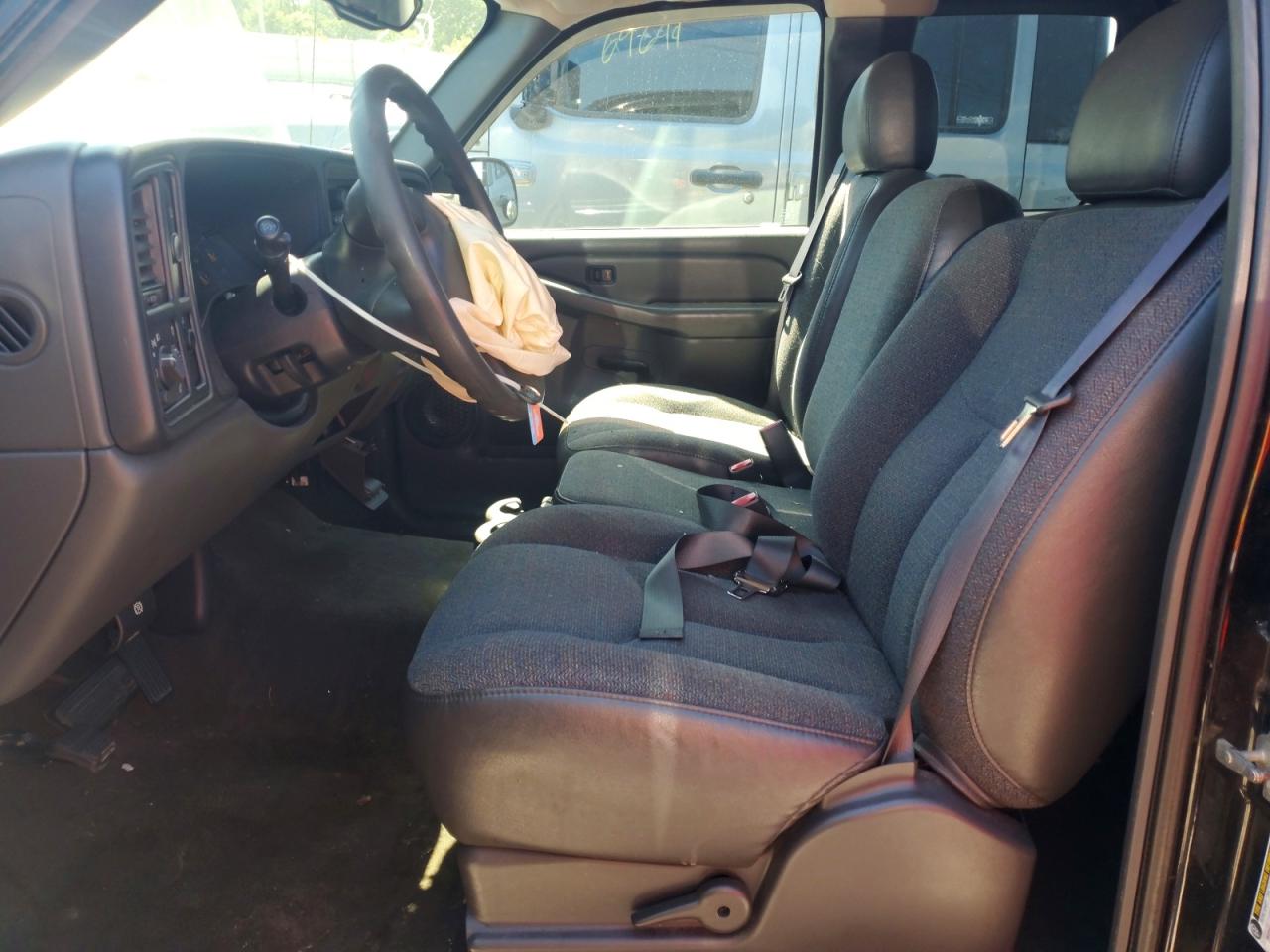 Chevrolet Silverado C1500