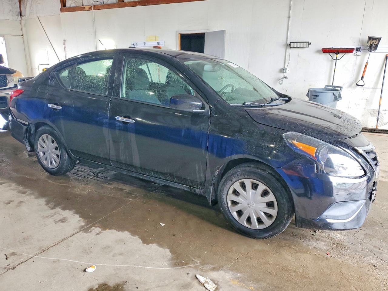 Nissan Versa 1.6 Sv