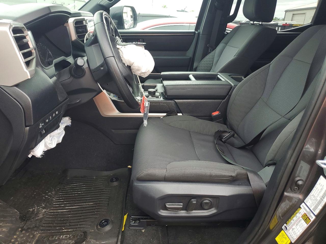 Toyota Tundra Sr5